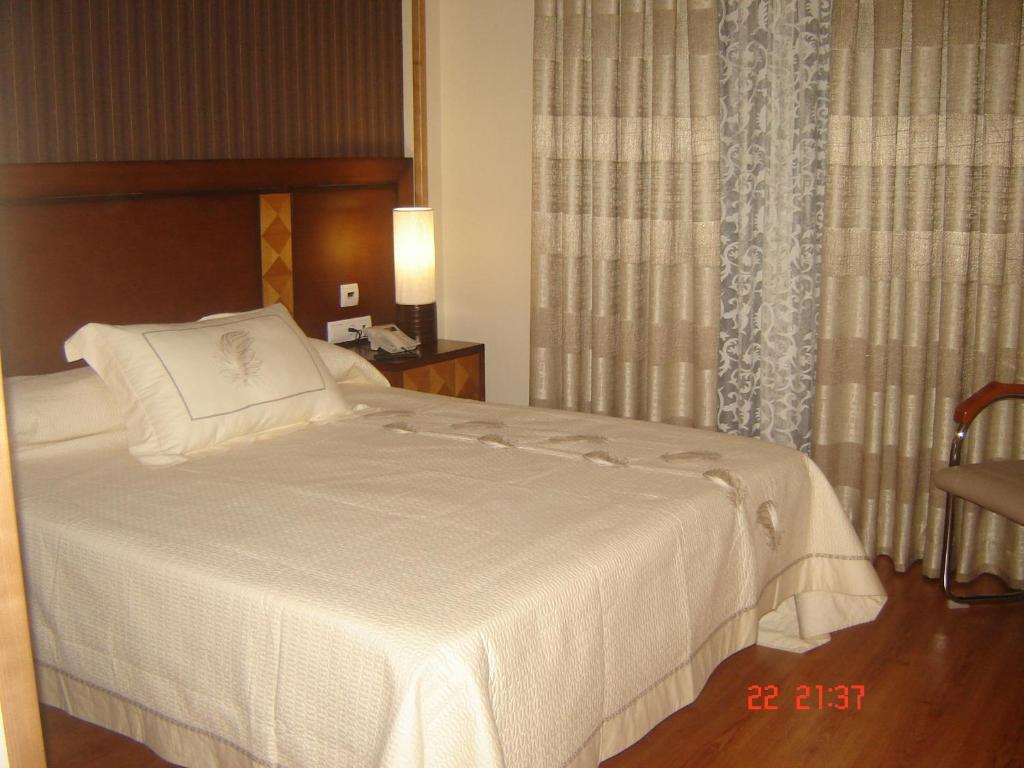 Hotel Ciudad De Martos Zimmer foto